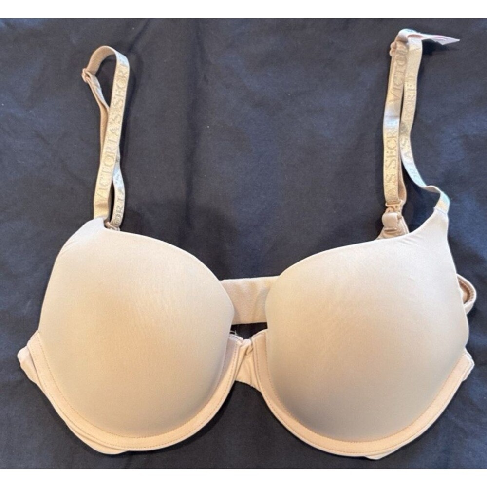 VICTORIA'S SECRET BRA 36A t-shirt push-up Full Coverage Nude Color